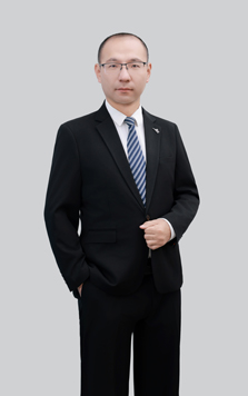 顾本国形象照.jpg